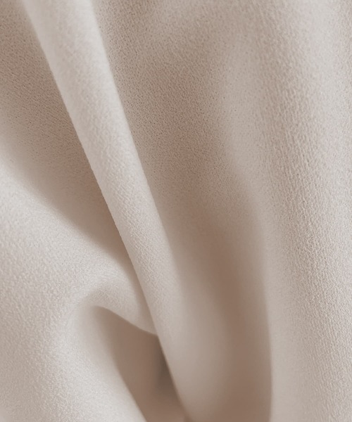 STYLE DELI(スタイルデリ)の「【LUXE】ノーブルジョーゼットプルオーバー(シャツ/ブラウス・レディース・ブラック/グレー/ピンクベージュ/ホワイト・FREE)」の5枚目の写真