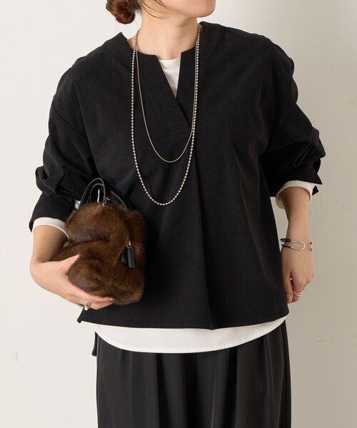 Jena espace merveilleux(ジェナ エスパスメルヴェイユ)の「【伸縮性抜群◎】ストレッチ起毛ネックブラウス(シャツ/ブラウス・レディース・ブラック/ブルー/アイボリー・FREE)」の3枚目の写真