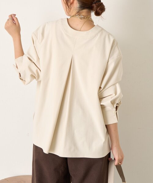 Jena espace merveilleux(ジェナ エスパスメルヴェイユ)の「【伸縮性抜群◎】ストレッチ起毛ネックブラウス(シャツ/ブラウス・レディース・ブラック/ブルー/アイボリー・FREE)」の9枚目の写真