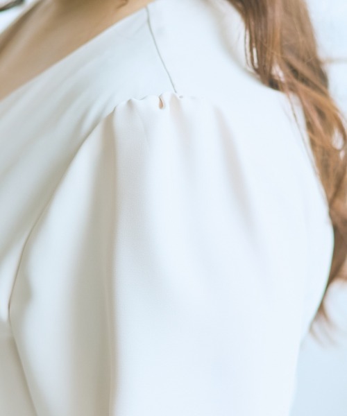 SMILE LAND（スマイルランド）の「＜大きいサイズ＞【らめちゃんコラボ】カシュクールデザインワンピース JERRYSELECT（ワンピース・レディース・アイボリー/ブラック・L/LL/3L/4L/5L）」の10枚目の写真