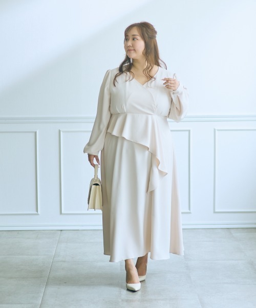 SMILE LAND（スマイルランド）の「＜大きいサイズ＞【らめちゃんコラボ】カシュクールデザインワンピース JERRYSELECT（ワンピース・レディース・アイボリー/ブラック・L/LL/3L/4L/5L）」の21枚目の写真