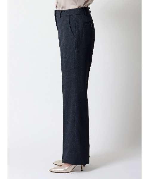 SUIT SQUARE（スーツスクエア）の「セミフレアパンツ ウォッシャブル ストレッチ 防シワ ウールライクポリエステル ヘリンボーン（スラックス・レディース・ネイビー・42(13号)/40(11号)/38(9号)/36(7号)）」の4枚目の写真