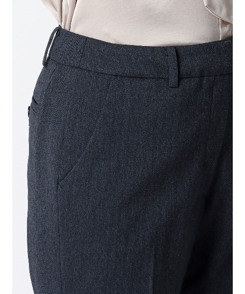 SUIT SQUARE（スーツスクエア）の「セミフレアパンツ ウォッシャブル ストレッチ 防シワ ウールライクポリエステル ヘリンボーン（スラックス・レディース・ネイビー・42(13号)/40(11号)/38(9号)/36(7号)）」の6枚目の写真