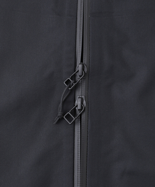 EDIFICE（エディフィス）の「AYAQ(アヤック) LONAK HARD SHELL INUIT（その他アウター・メンズ・ブラック・MEDIUM/LARGE）」の5枚目の写真