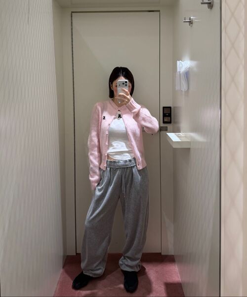 Rest&Recreation(レストアンドレクリエーション)の「VELVET PANTS - GREY(スウェットパンツ・レディース・その他・LARGE/SMALL)」の2枚目の写真