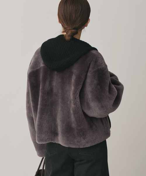 IENA（イエナ）の「ムートン ショートコート（ムートンコート・レディース・グレー・FREE）」の6枚目の写真