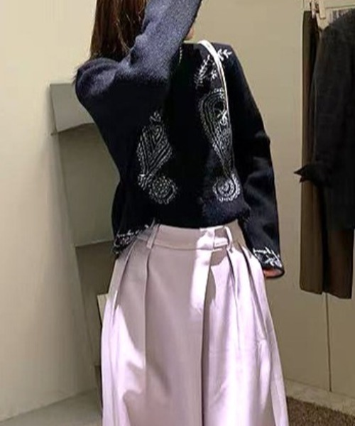 Vipoa(ヴィポア)の「Paisley jacquard knit cardigan(カーディガン/ボレロ・レディース・アイボリー/ブラック・FREE)」の12枚目の写真