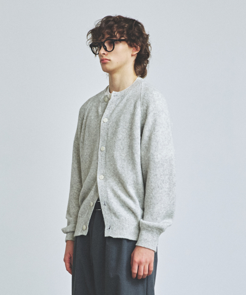KNITTED(ニッティド)の「シェギドック ウール100% ラウンドカーディガン メランジェグレー(カーディガン/ボレロ・レディース・その他・MEDIUM/LARGE/X-LARGE)」の3枚目の写真