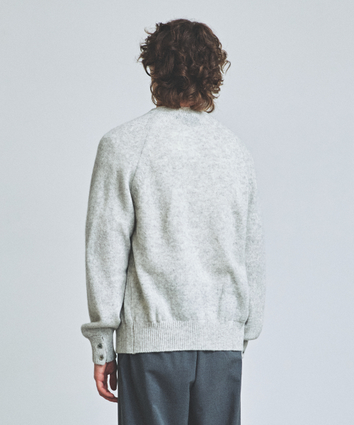 KNITTED(ニッティド)の「シェギドック ウール100% ラウンドカーディガン メランジェグレー(カーディガン/ボレロ・レディース・その他・MEDIUM/LARGE/X-LARGE)」の4枚目の写真