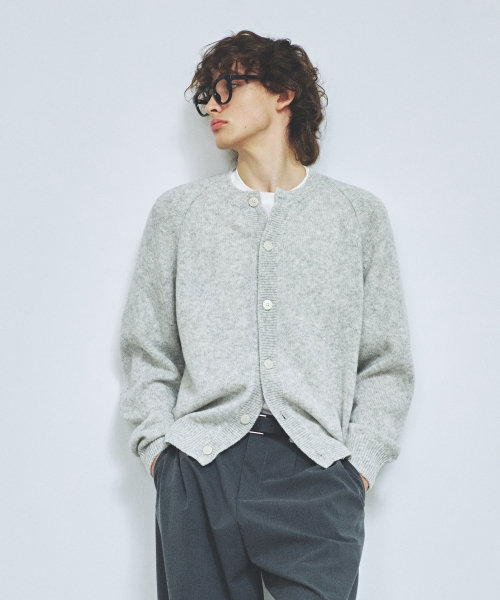KNITTED(ニッティド)の「シェギドック ウール100% ラウンドカーディガン メランジェグレー(カーディガン/ボレロ・レディース・その他・MEDIUM/LARGE/X-LARGE)」の7枚目の写真
