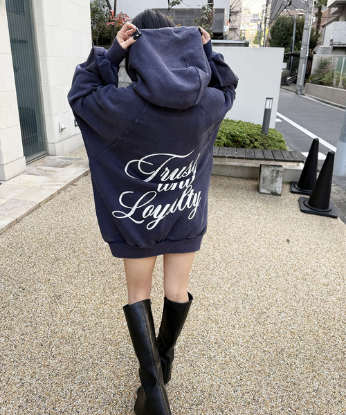 SPIRALGIRL（スパイラルガール）の「ピグメントドルマンパーカーワンピース（ワンピース・レディース・ブラック/ブルー/グレー・FREE）」の9枚目の写真