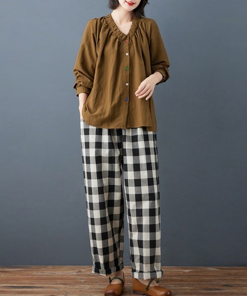 ONEP STAR(ワンピスター)の「カラーボタンギャザーブラウス(シャツ/ブラウス・レディース・ライトブルー/タン・X-LARGE/LARGE/MEDIUM)」の21枚目の写真