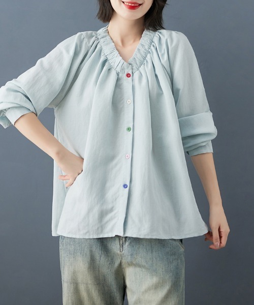 ONEP STAR(ワンピスター)の「カラーボタンギャザーブラウス(シャツ/ブラウス・レディース・ライトブルー/タン・X-LARGE/LARGE/MEDIUM)」の12枚目の写真