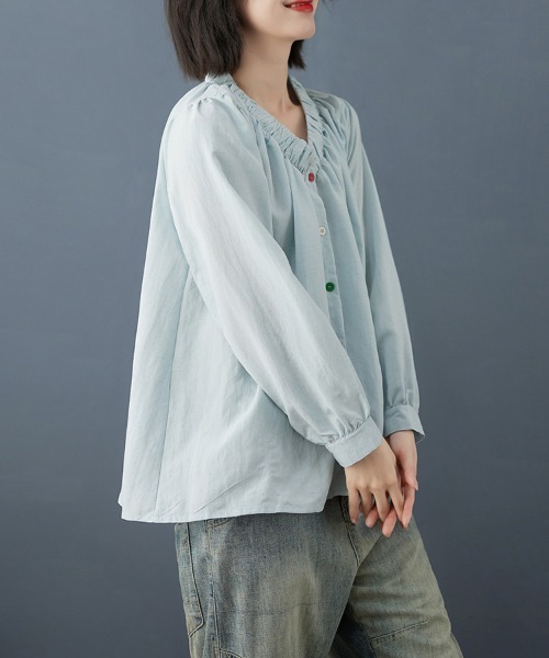 ONEP STAR(ワンピスター)の「カラーボタンギャザーブラウス(シャツ/ブラウス・レディース・ライトブルー/タン・X-LARGE/LARGE/MEDIUM)」の14枚目の写真