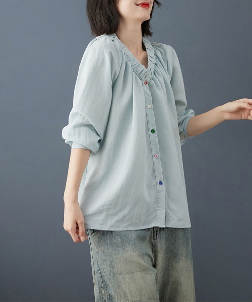 ONEP STAR(ワンピスター)の「カラーボタンギャザーブラウス(シャツ/ブラウス・レディース・ライトブルー/タン・X-LARGE/LARGE/MEDIUM)」の16枚目の写真