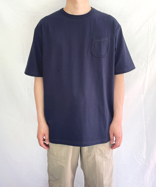 YOUNEEDGARMENTS(ユーニーズガーメンツ)の「ラウンドポケット S/S Tシャツ (ネイビー)(Tシャツ/カットソー・メンズ・その他・40/42)」の3枚目の写真