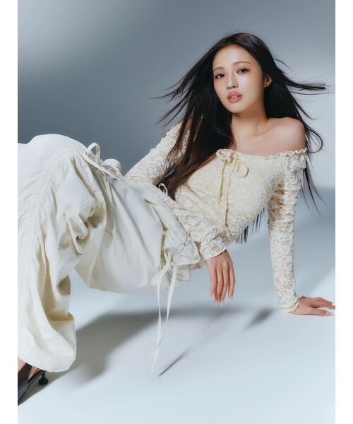 CALNAMUR（カルナムール）の「ピーチレースパットイントップス（Tシャツ/カットソー・レディース・ブラック/オフホワイト/イエロー・FREE）」の5枚目の写真