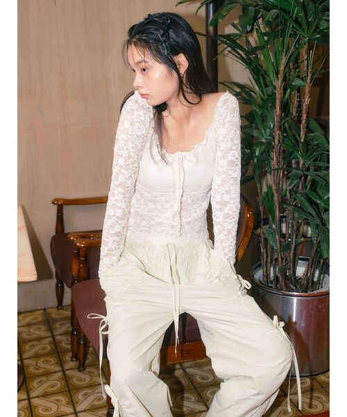 CALNAMUR（カルナムール）の「ピーチレースパットイントップス（Tシャツ/カットソー・レディース・ブラック/オフホワイト/イエロー・FREE）」の9枚目の写真