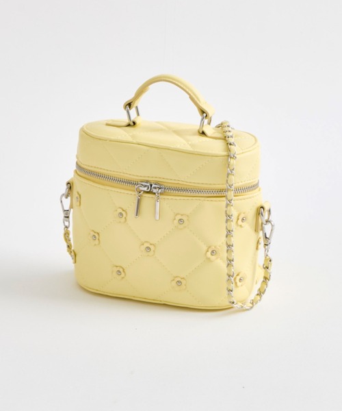 OLIVE des OLIVE（オリーブデオリーブ）の「フラワーバニティーバッグ（ハンドバッグ・レディース・イエロー/ピンク/オフホワイト/ブラック/サックスブルー・FREE）」の4枚目の写真