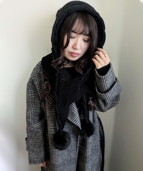 styiro（スタイロ）の「あったか裏起毛ポンポンニットフーディーマフラー（ネックウォーマー/スヌード・レディース・ブラック/レッド/グレー/モカ・FREE）」の15枚目の写真