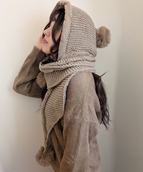 styiro（スタイロ）の「あったか裏起毛ポンポンニットフーディーマフラー（ネックウォーマー/スヌード・レディース・ブラック/レッド/グレー/モカ・FREE）」の22枚目の写真