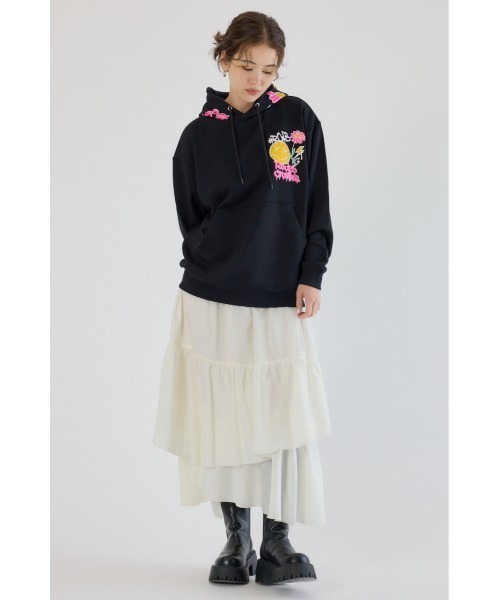 RODEO CROWNS WIDE BOWL（ロデオクラウンズワイドボウル）の「HOOD DECORATION パーカー（パーカー・レディース・ブラック/グレー×ホワイト/オフホワイト・MEDIUM/LARGE）」の7枚目の写真