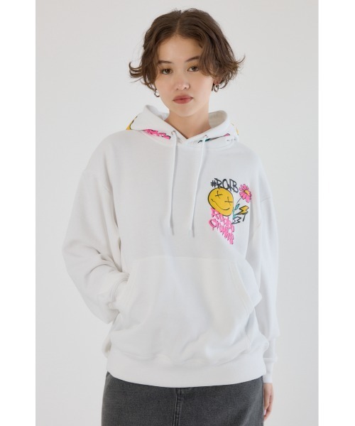 RODEO CROWNS WIDE BOWL（ロデオクラウンズワイドボウル）の「HOOD DECORATION パーカー（パーカー・レディース・ブラック/グレー×ホワイト/オフホワイト・MEDIUM/LARGE）」の9枚目の写真