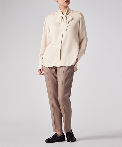 Paul Smith(ポールスミス)の「ウィメンズ サテン ボウタイ ブラウス / 165014 SH191(シャツ/ブラウス・レディース・オフホワイト/ライトブルー・40/38)」の13枚目の写真