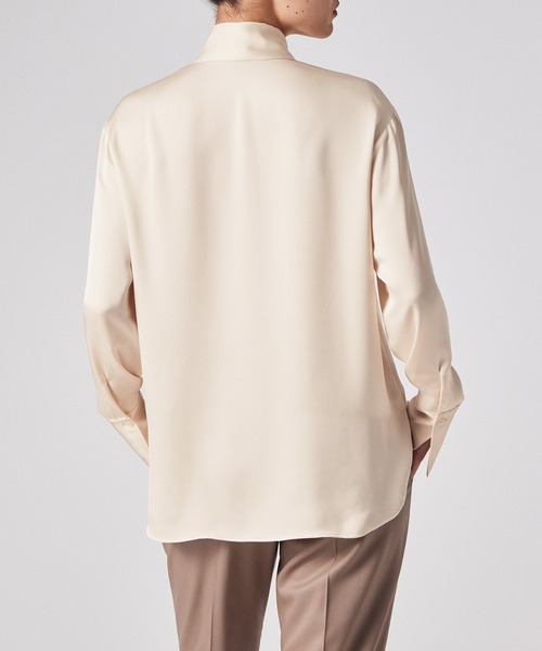 Paul Smith(ポールスミス)の「ウィメンズ サテン ボウタイ ブラウス / 165014 SH191(シャツ/ブラウス・レディース・オフホワイト/ライトブルー・40/38)」の15枚目の写真
