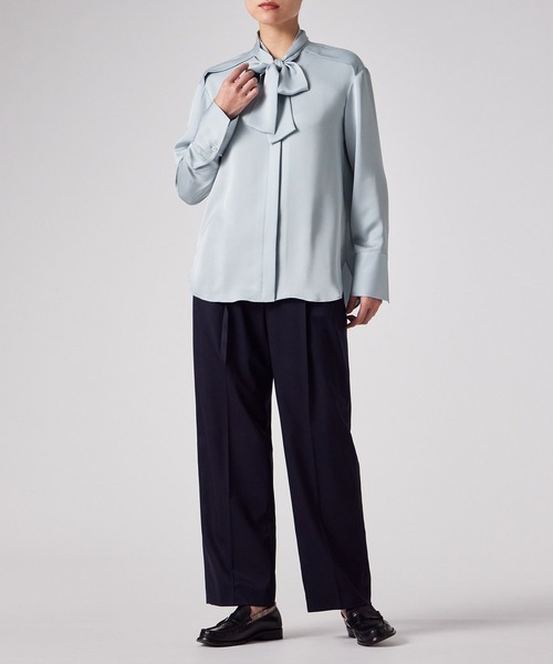 Paul Smith(ポールスミス)の「ウィメンズ サテン ボウタイ ブラウス / 165014 SH191(シャツ/ブラウス・レディース・オフホワイト/ライトブルー・40/38)」の16枚目の写真