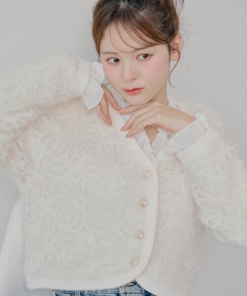 SALON by Chico】取り外しフリル襟フラワーニットジャケット