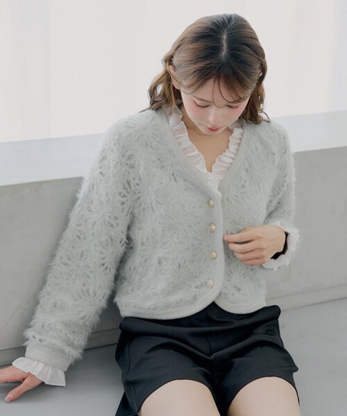 SALON by Chico】取り外しフリル襟フラワーニットジャケット