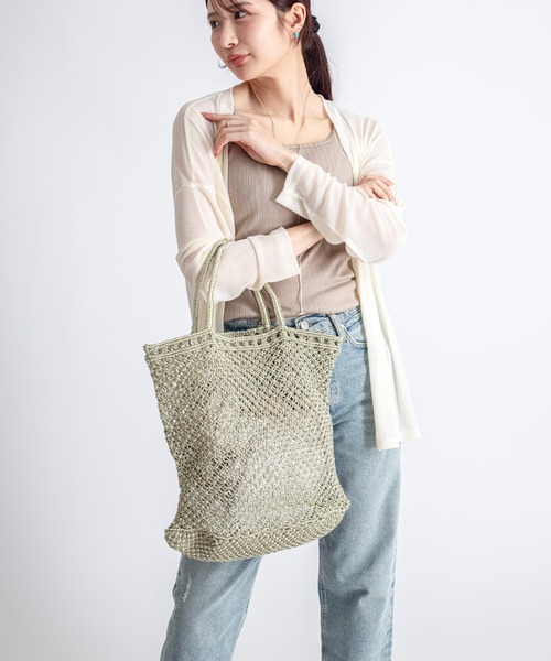 The Bagmati(ザバグマティ)の「【The Bagmati/ザバグマティ】かごバッグ メタリックコード マクラメ編み(かごバッグ・レディース・ホワイトゴールド/シルバー・FREE)」の1枚目の写真
