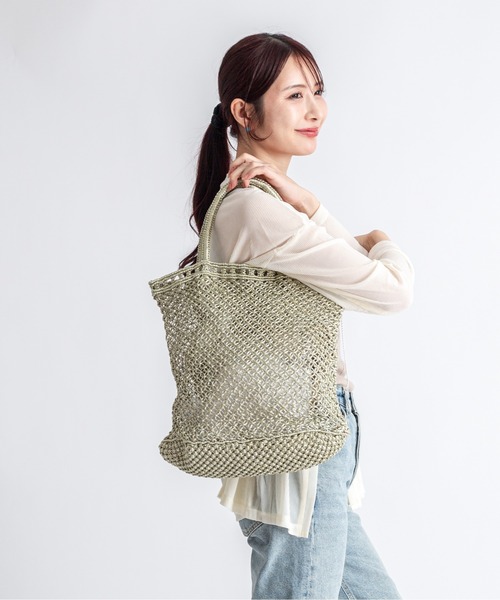 The Bagmati(ザバグマティ)の「【The Bagmati/ザバグマティ】かごバッグ メタリックコード マクラメ編み(かごバッグ・レディース・ホワイトゴールド/シルバー・FREE)」の15枚目の写真