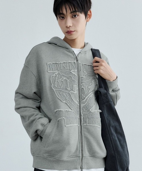 ALAND(エーランド)の「MAISON MINED/APPLIQUE ジップ(スウェット・メンズ・ネイビー/グレー・SMALL/MEDIUM)」の8枚目の写真