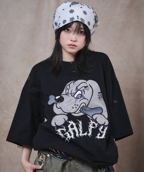 GALFY(ガルフィー)の「A'GEM/9 × .kom 『GALFY/ガルフィー』バチバチピアスTee(Tシャツ/カットソー・メンズ・グレー/ブラック/ブラック×グレー・L)」の1枚目の写真