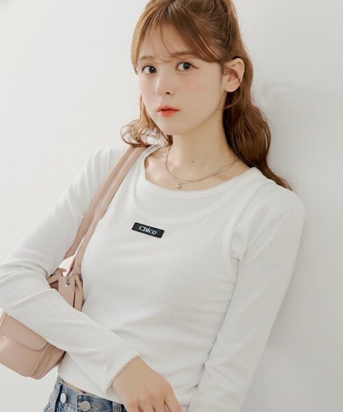 Chico(チコ)の「花柄レイヤードトップス(Tシャツ/カットソー・レディース・ブルー/ブルー系その他3/ホワイト系その他3/ピンク・FREE)」の2枚目の写真