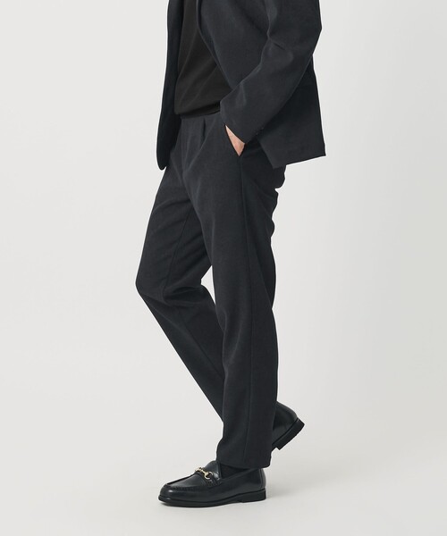 BEAUTY&YOUTH UNITED ARROWS(ビューティーアンドユースユナイテッドアローズ)の「ブラッシュド ツイル ワンプリーツ テーパード イージーパンツ NO.5 セットアップ対応可能(その他パンツ・メンズ・ダークグレー/ネイビー・L/XL/S/M)」の4枚目の写真