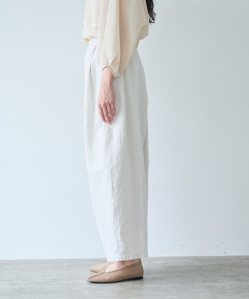 yuni（ユニ　）の「Ccotton/Linen denim wide cocoon パンツ（デニムパンツ・レディース・サックスブルー/ホワイト・FREE）」の20枚目の写真