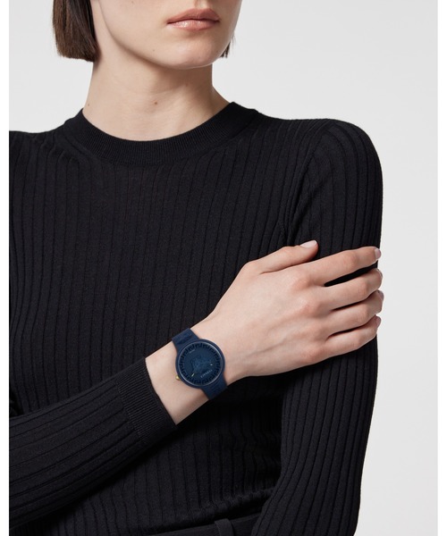 VERSACE(ヴェルサーチ)の「VERSACE/ヴェルサーチェ MEDUSA POP 腕時計 VS-VE6G00623 レディース(アナログ腕時計・レディース・ブルー・FREE)」の1枚目の写真