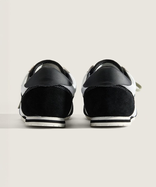 VANS(バンズ)の「スーパーロープロ デュアルレース サテン / Super Lowpro SATIN BLACK/SILVE VN000D83IAS1(スニーカー・メンズ・ブラック×シルバー・12/10.5/10/9.5/9/8.5/8/7.5/7/6.5/6/5.5/5/4.5/4/11)」の4枚目の写真
