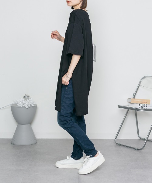 aity(アイティ)の「M-5L サイドスリット チュニックTシャツ(チュニック・レディース・ライトベージュ/ブラック/ホワイト/杢グレー・4L~5L/LL~3L/M~L)」の9枚目の写真