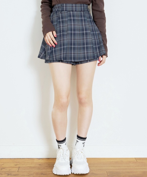 LOVETOXIC（ラブトキシック）の「【LTXC】スタイル盛れマイクロミニスカパン（その他パンツ・キッズ・ベージュ/ブラック/グレー・S:140cm/130cm/L:160cm/M:150cm）」の3枚目の写真