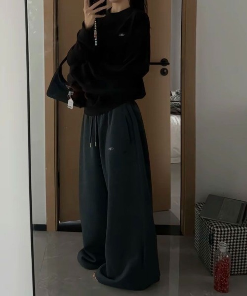 LADY LIKE(レディライク)の「【春夏新作】ワンポイント刺繍極太スエットパンツ(スウェットパンツ・レディース・ダークグレー/ブラック/グレー・M)」の8枚目の写真