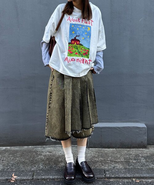 CIAOPANIC(チャオパニック)の「ナイトハウスプリントボックスTシャツ(Tシャツ/カットソー・レディース・ネイビー/ベージュ/ホワイト・FREE)」の15枚目の写真