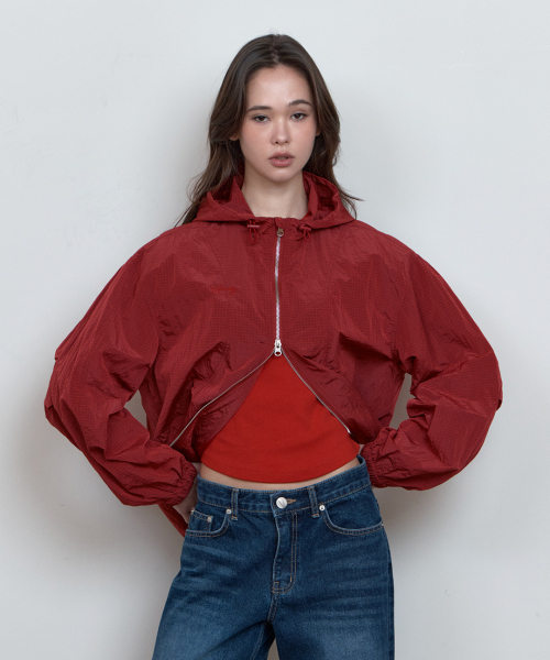 CURETTY(キュリティ)の「C ROUNDED PANEL CHECK JUMPER_RED(ナイロンジャケット・レディース・レッド・SMALL)」の4枚目の写真