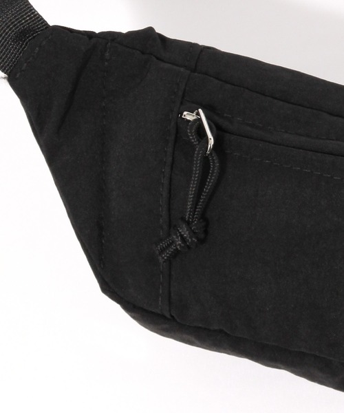 niko and...(ニコアンド)の「オリジナルスリムウエストバッグ(ボディバッグ/ウエストポーチ・レディース・ブラック/グレー/イエロー・0)」の22枚目の写真