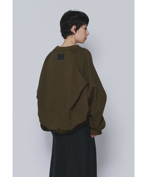 COGTHEBIGSMOKE（コグザビッグスモーク）の「＜COGTHEBIGSMOKE (コグ ザ ビッグ スモーク)＞“LEILA WIDE CUFF”スウェット（Tシャツ/カットソー・レディース・ライトグレー/その他14・1）」の2枚目の写真