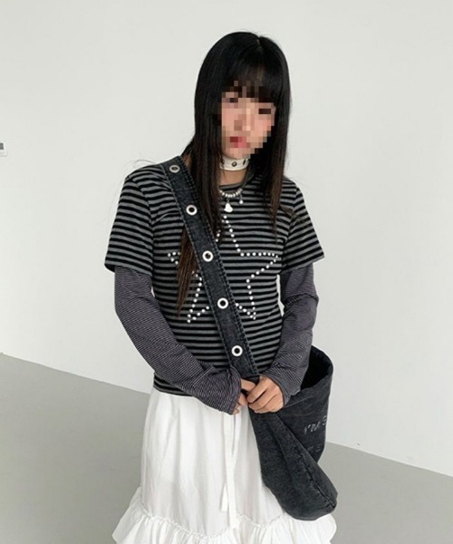 Ritzy(リッツィー)の「Y2K スターモチーフ ボーダーレイヤードトップス(Tシャツ/カットソー・レディース・ブラック・M/L)」の3枚目の写真