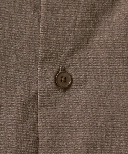 green label relaxing（グリーンレーベルリラクシング）の「WONDER CLOTH ジャストルーズ レギュラーカラー 半袖 シャツ -ストレッチ・接触冷感・吸水速乾-（シャツ/ブラウス・メンズ・モカ/ダークグレー/ブラック・XL/L/M/S）」の15枚目の写真